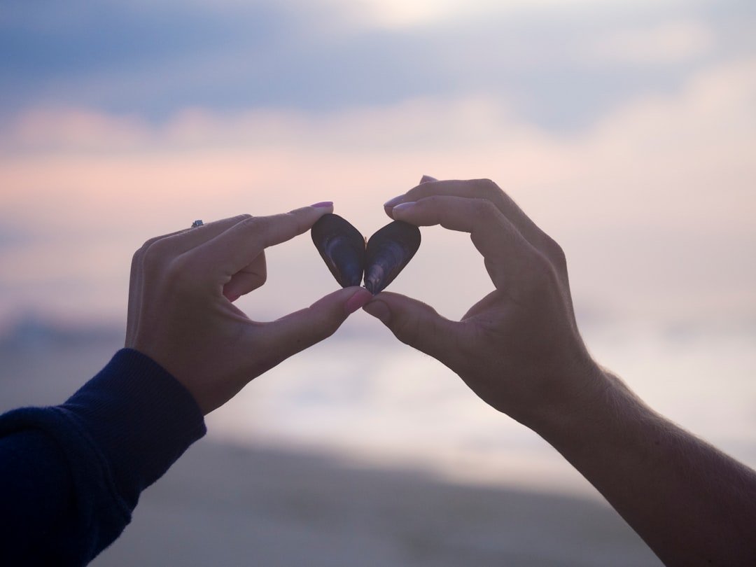 Photo Couples hands